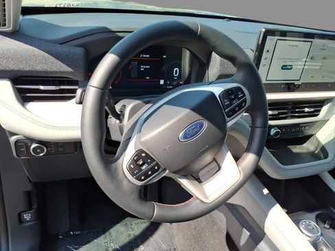 New 2026 Ford Explorer Active w/ Active Comfort Package AWD/4WD image 21