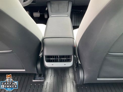 Used 2023 Tesla Model 3 Standard Range image 35