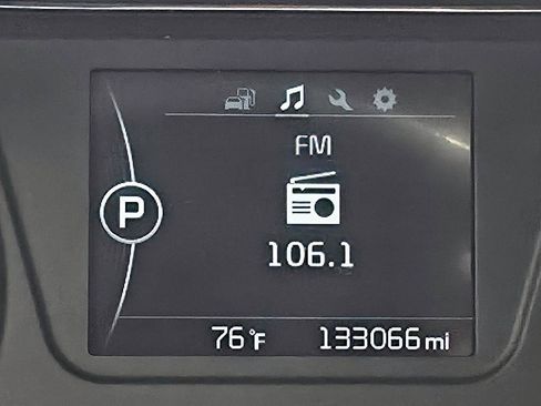 Used 2016 Kia Sorento EX FWD image 23