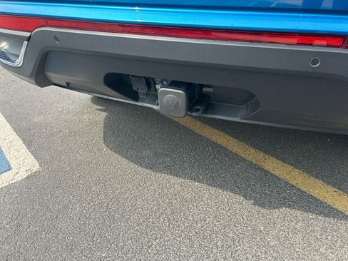 Used 2024 Volkswagen Atlas Cross Sport SE image 11