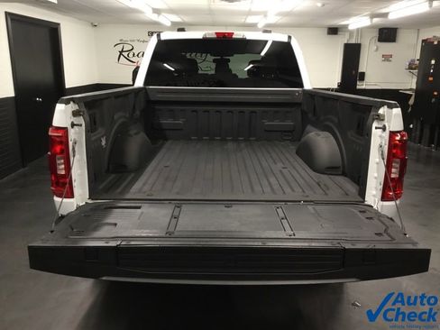 Used 2022 Ford F150 XLT w/ Equipment Group 301A Mid image 12