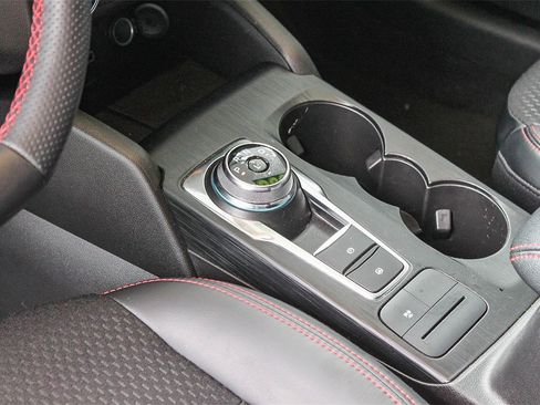 Used 2025 Ford Escape ST-Line w/ Equipment Group 301A image 24