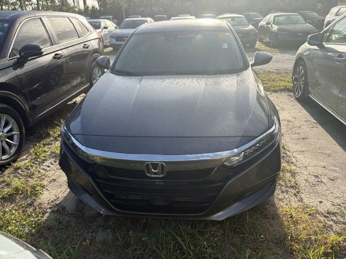 Used 2019 Honda Accord EX image 2