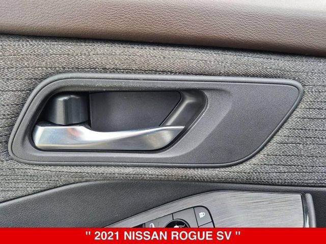 Used 2021 Nissan Rogue SV AWD/4WD image 12