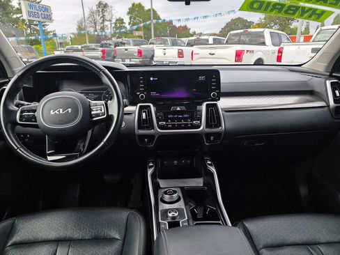 Used 2022 Kia Sorento EX FWD image 5