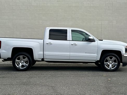 Used 2016 Chevrolet Silverado 1500 LT w/ All Star Edition RWD image 3