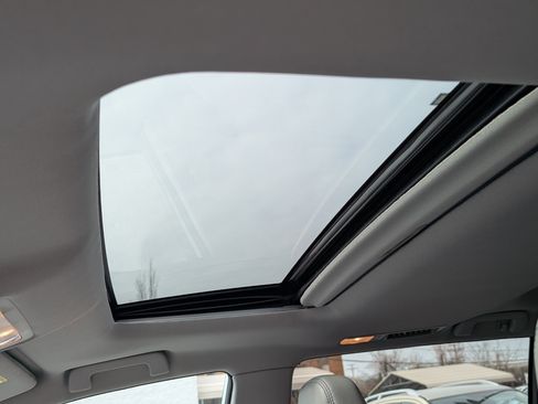 Used 2018 Toyota Highlander XLE image 20