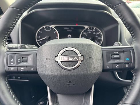 Used 2026 Nissan Rogue SV AWD/4WD image 29
