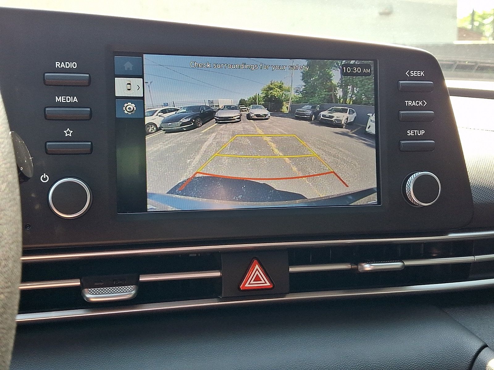 Certified 2026 Hyundai Elantra SE FWD image 17