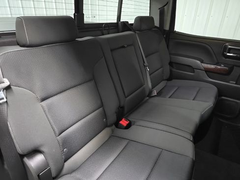Used 2018 GMC Sierra 1500 SLE w/ SLE Value Package AWD/4WD image 18