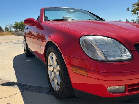 Used 1999 Mercedes-Benz SLK 230 image 10