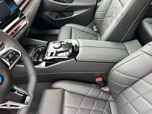 New 2027 BMW 530i RWD image 20