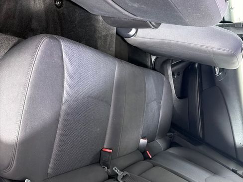 Used 2013 Chrysler 200 Touring FWD image 15
