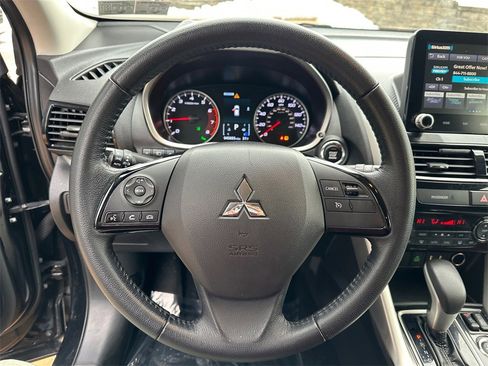Used 2023 Mitsubishi Eclipse Cross SE image 15