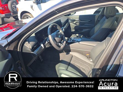 Used 2026 BMW 530i xDrive AWD/4WD image 9