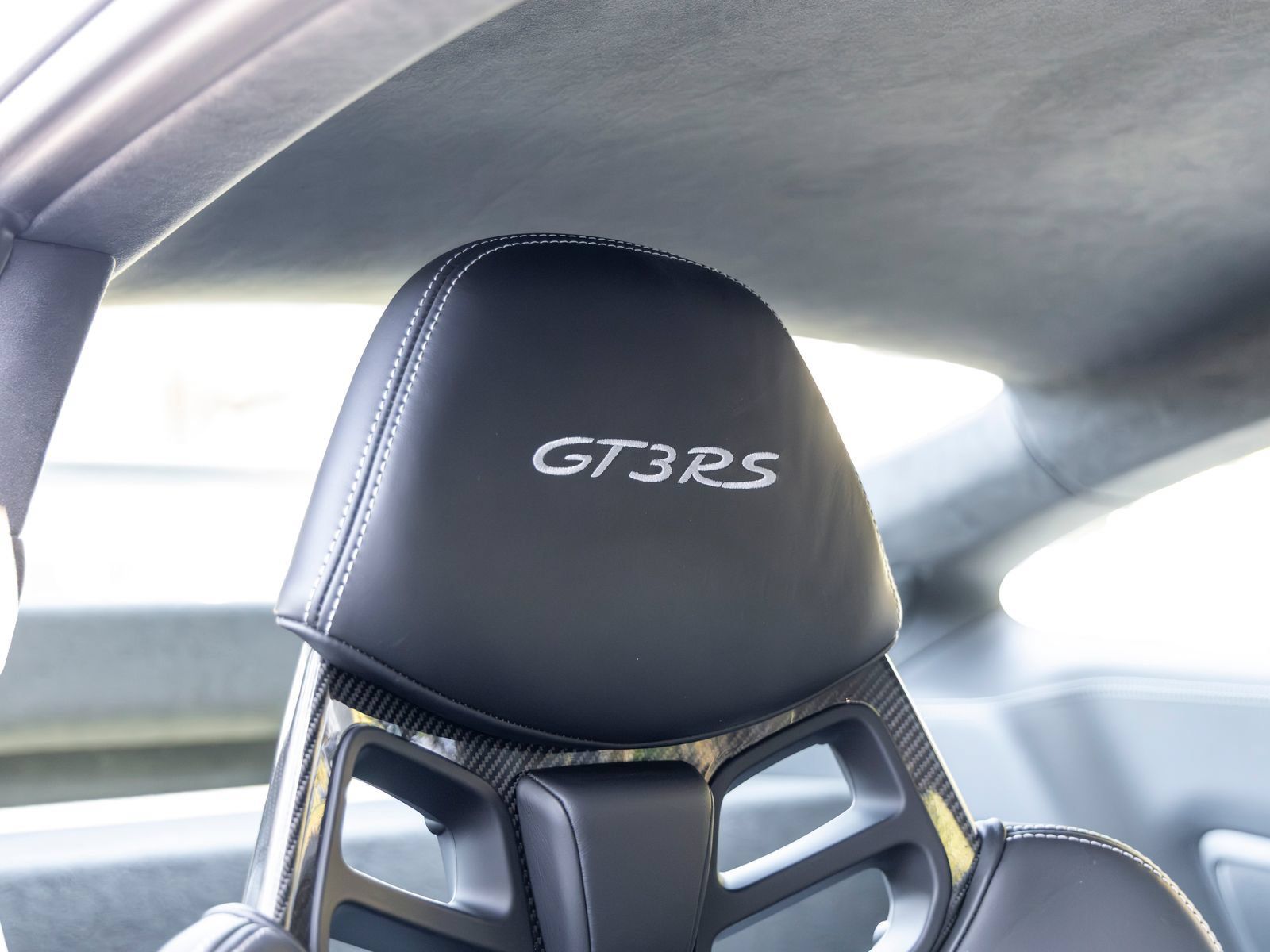 Used 2016 Porsche 911 GT3 RS RWD image 61