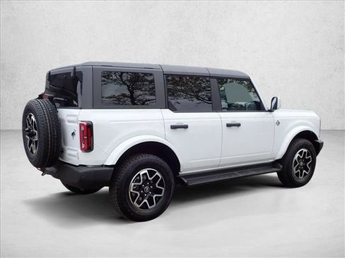 New 2026 Ford Bronco Outer Banks AWD/4WD image 4