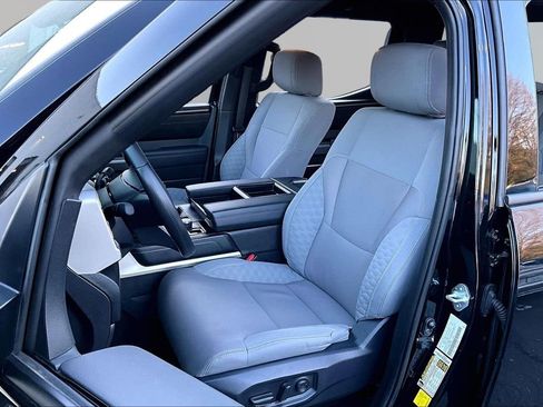 Used 2025 Toyota Tundra SR5 image 18