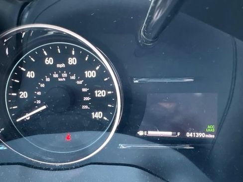 Used 2019 Honda HR-V EX image 11