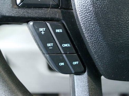 Used 2015 Ford F150 XLT w/ XTR Package image 14