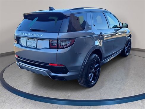 Used 2025 Land Rover Discovery Sport S image 6
