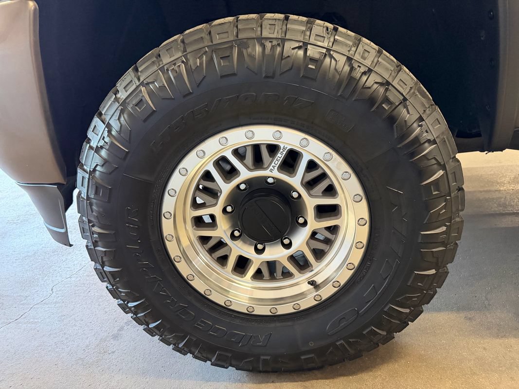Used 2015 GMC Sierra 2500 Denali w/ Duramax Plus Package AWD/4WD image 33