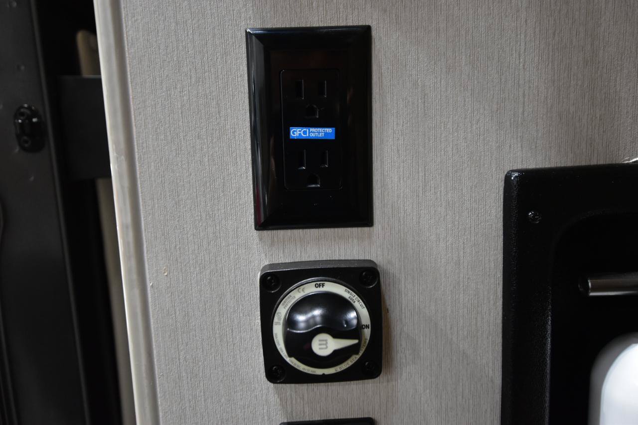 Used 2021 RAM ProMaster 3500 w/ Convenience Group FWD image 47