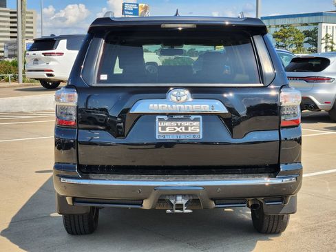 Used 2018 Toyota 4Runner Limited RWD image 6