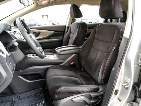 Used 2017 Nissan Murano S w/ Navigation Package image 29