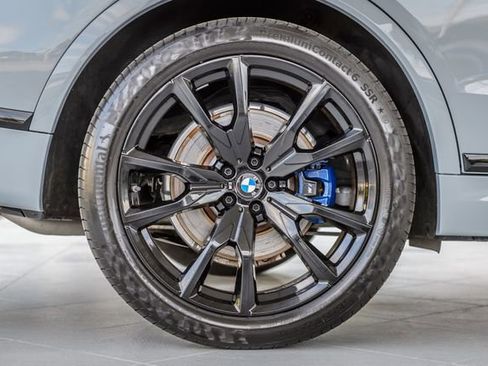 Used 2023 BMW X7 xDrive40i w/ M Sport Package image 17