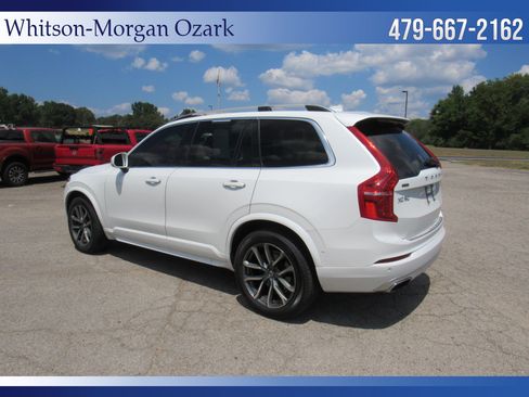 Used 2017 Volvo XC90 T6 Momentum w/ Vision Package AWD/4WD image 9