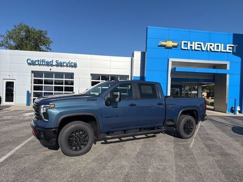 New 2026 Chevrolet Silverado 2500 LT w/ Trail Boss Package AWD/4WD image 4