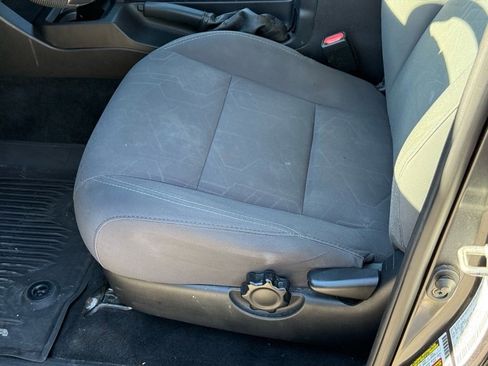 Used 2019 Toyota Tacoma TRD Off-Road image 14