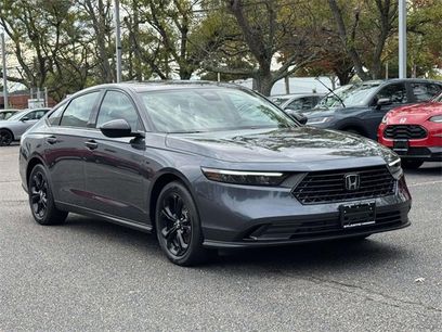 New 2025 Honda Accord SE