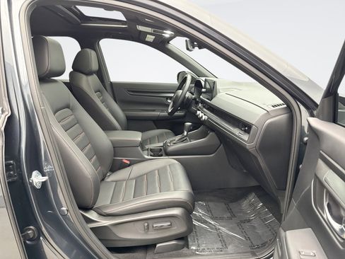 Used 2025 Honda CR-V Sport-L image 18