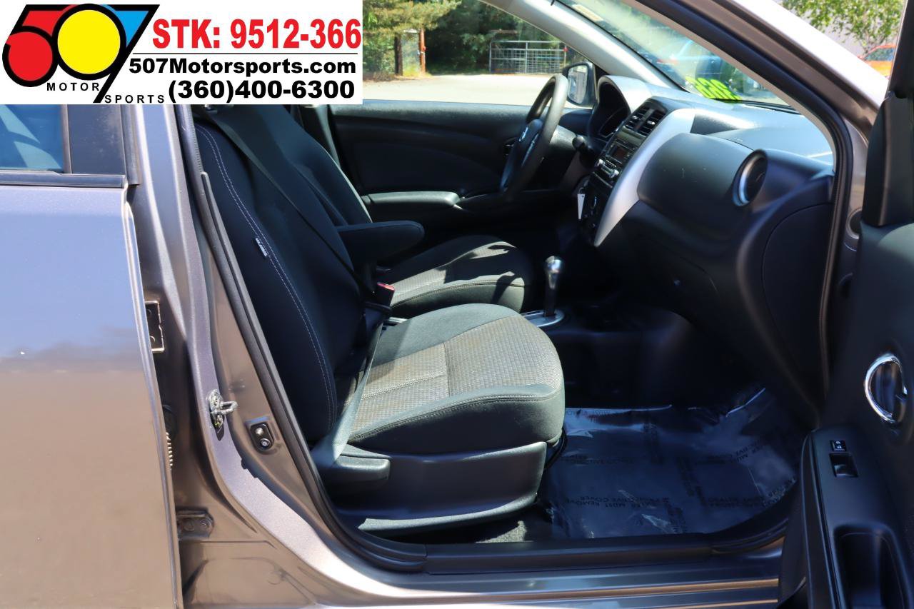 Used 2016 Nissan Versa SV FWD image 18
