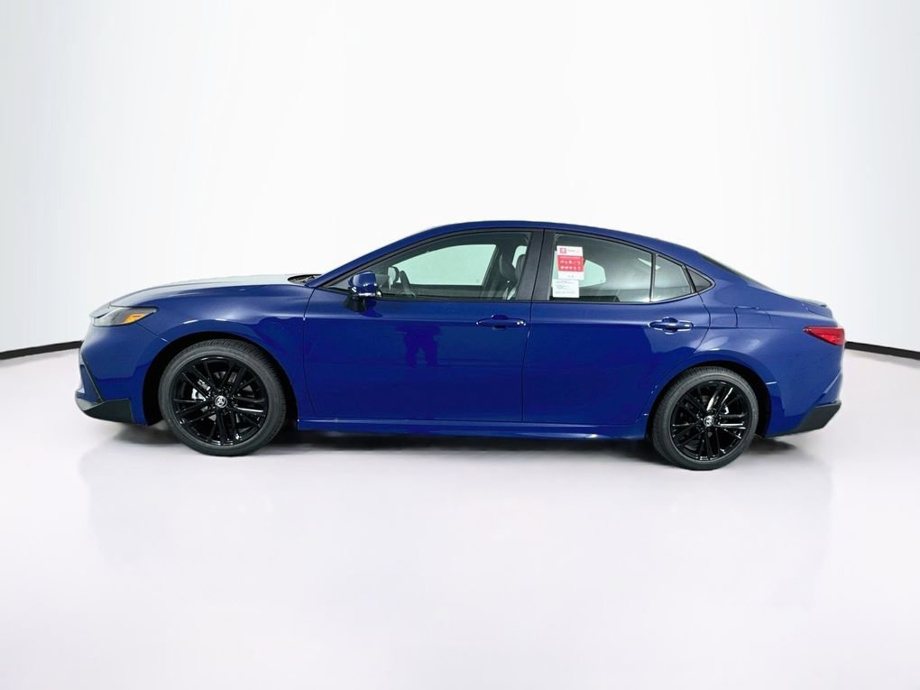 Used 2026 Toyota Camry SE FWD image 6