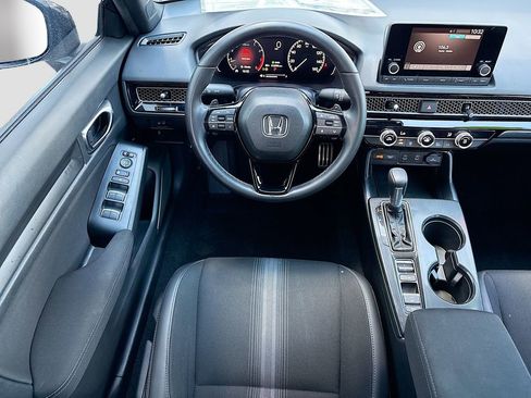 Used 2025 Honda Civic Sport image 10