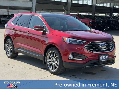 Used 2024 Ford Edge Titanium w/ Equipment Group 301A AWD/4WD image 2