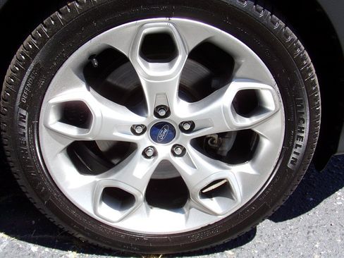 Used 2016 Ford Escape Titanium AWD/4WD image 12