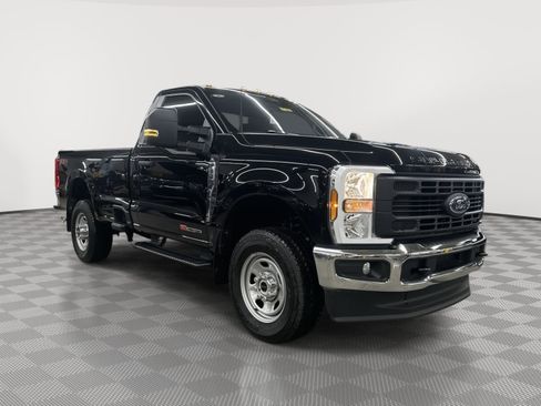 Used 2024 Ford F350 XL w/ FX4 Off-Road Package image 3