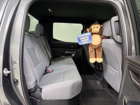 Used 2025 Toyota Tundra SR5 w/ SR5 Convenience Package AWD/4WD image 31