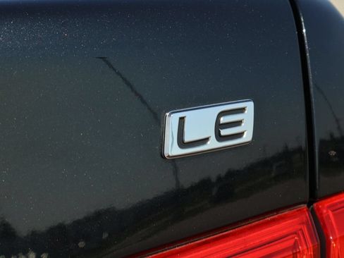 Used 2011 Toyota Corolla LE FWD image 9