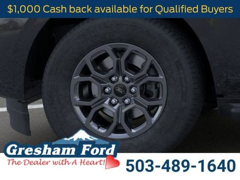 New 2025 Ford Expedition Active image 22