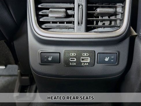 Used 2023 Subaru Outback Limited image 8
