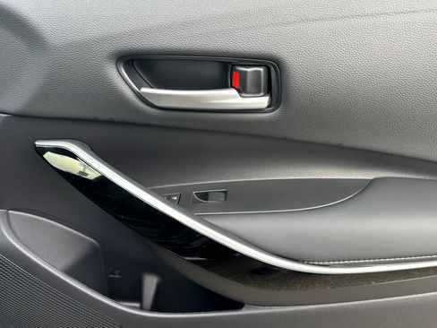 New 2026 Toyota Corolla XLE image 18