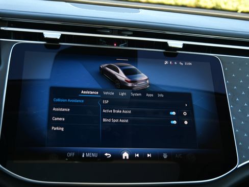 Used 2025 Mercedes-Benz E 350 Sedan image 27