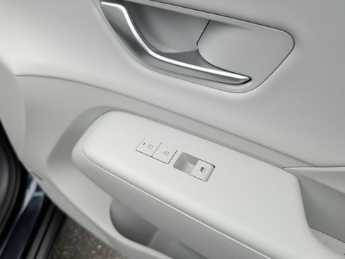 New 2026 Hyundai Kona Limited FWD image 31