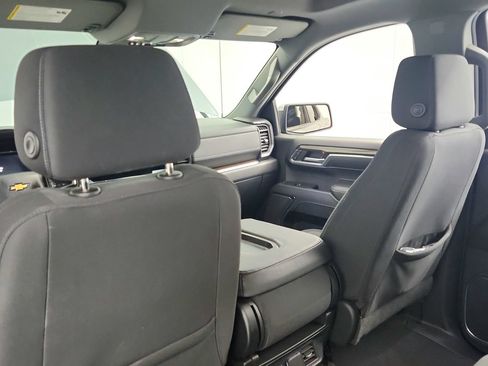 Used 2024 Chevrolet Silverado 1500 LT AWD/4WD image 24