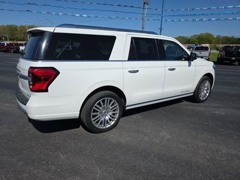 Used 2023 Ford Expedition Max Platinum AWD/4WD image 21